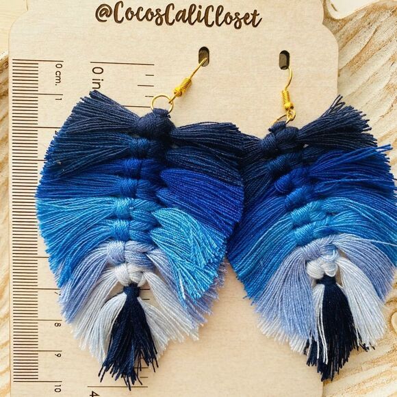 Boho Blue Ombre Macrame Tassel Leaf Drop Earrings NWT - Picture 4 of 6